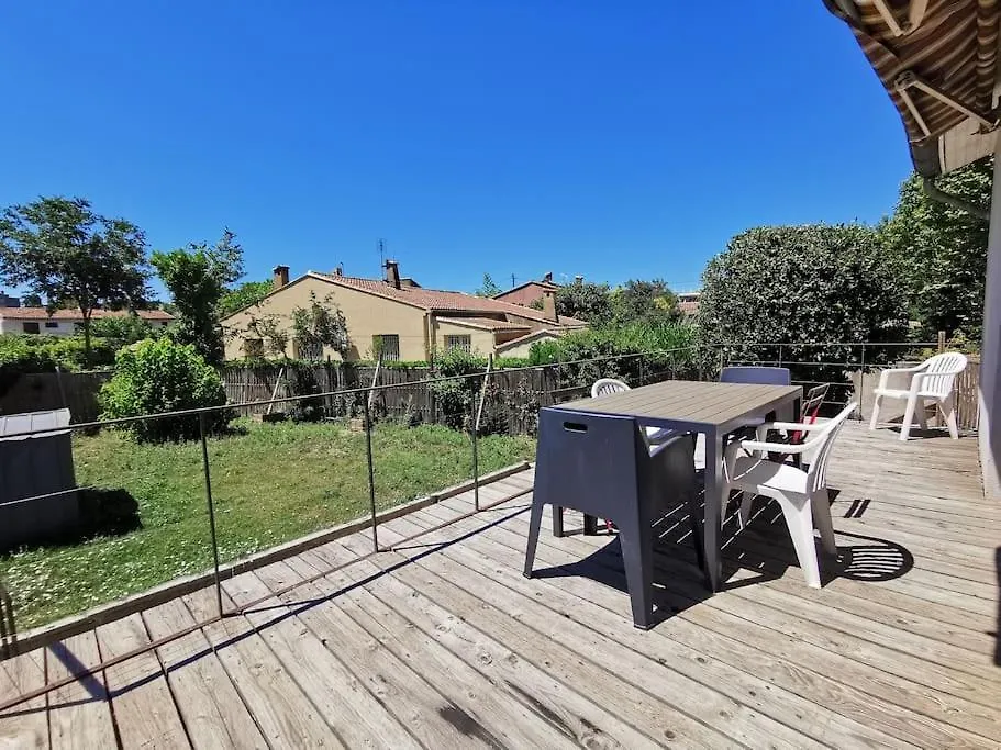 Millerand Maison Climatisation 3 Chambres Jardin Et Stationnement Proche Intra Muros Avignon France