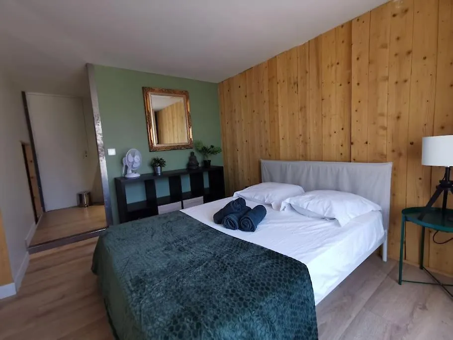 Millerand Maison Climatisation 3 Chambres Jardin Et Stationnement Proche Intra Muros Avignon 0*,  France